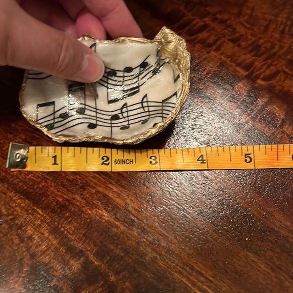 Handmade Trinket Holder, Music Notes, made of oyster shell - Picture 8 of 9